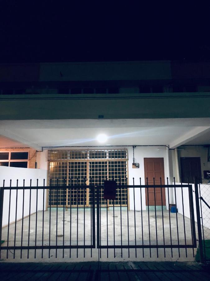 Fateh Homestay Arau Eksteriør billede